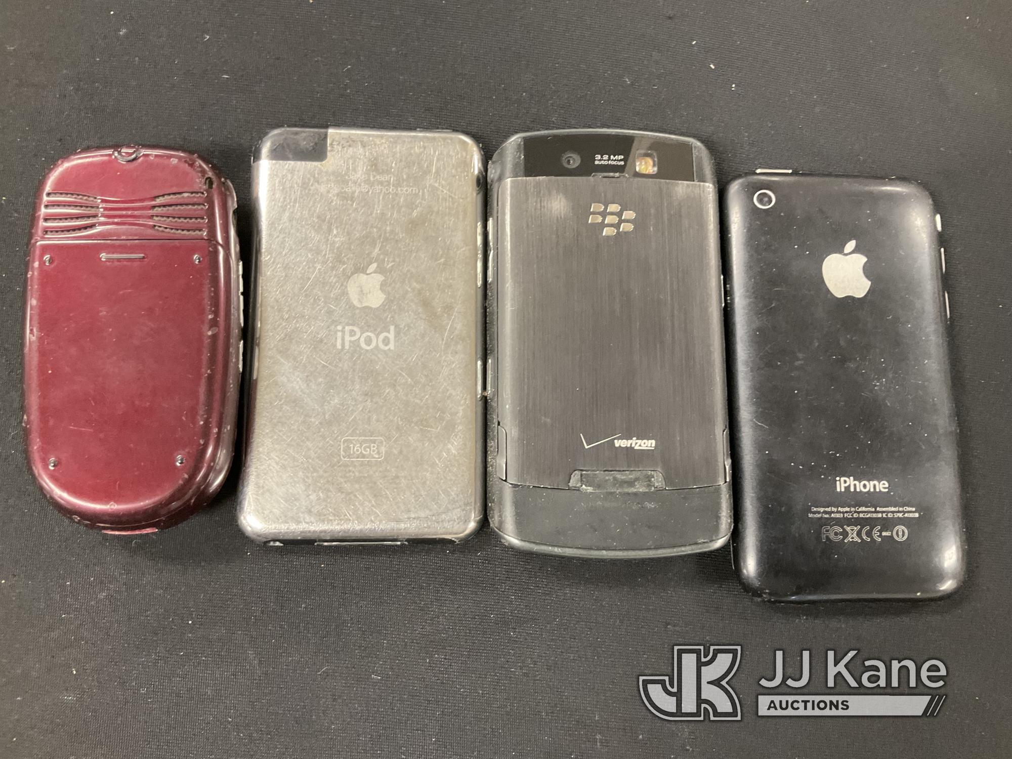 (Jurupa Valley, CA) 26 Smartphones Used