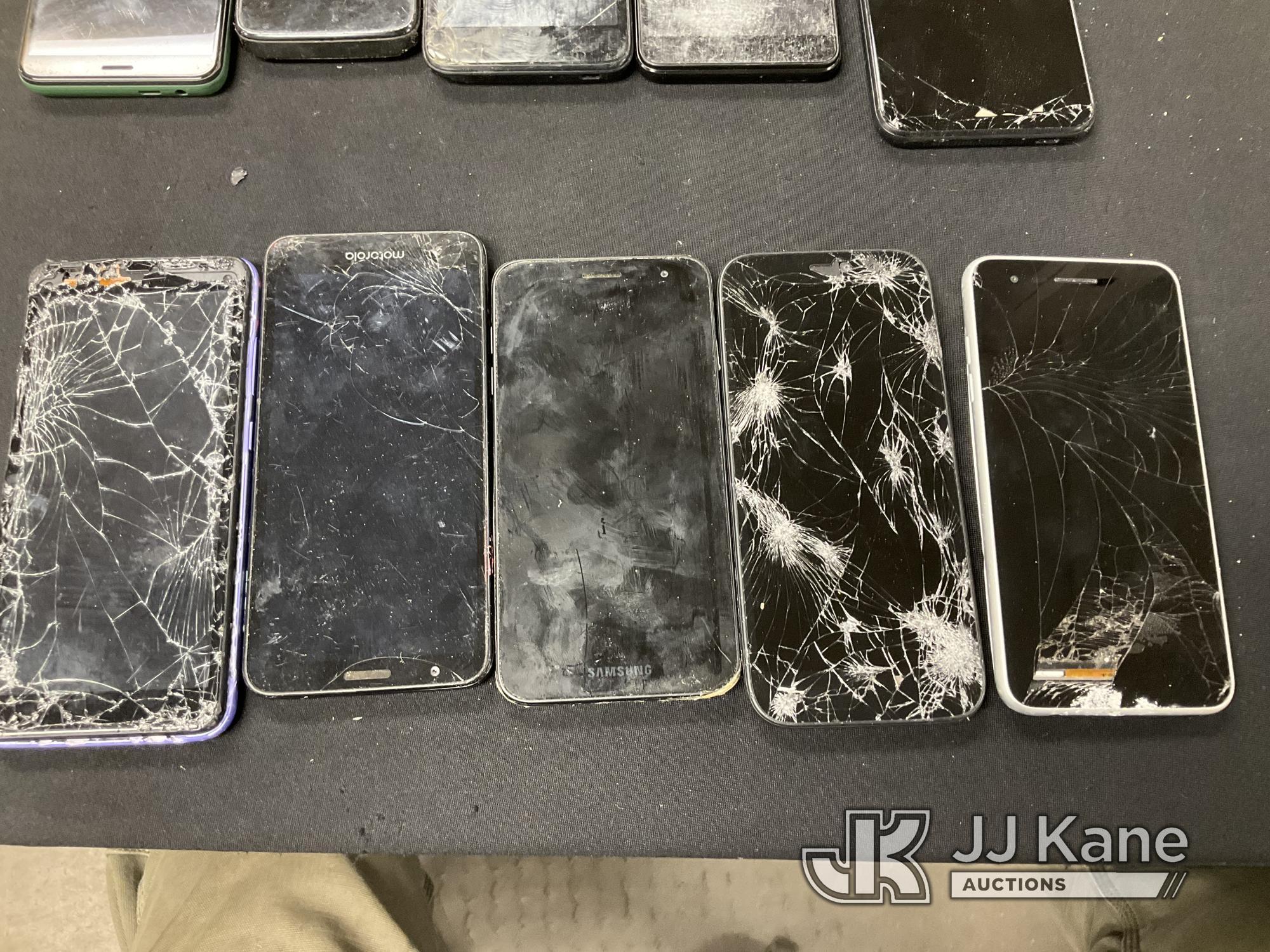 (Jurupa Valley, CA) 26 Smartphones Used