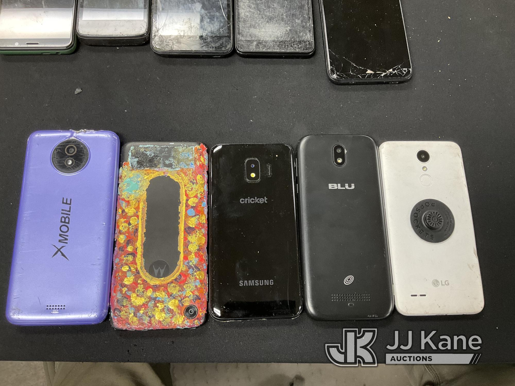 (Jurupa Valley, CA) 26 Smartphones Used