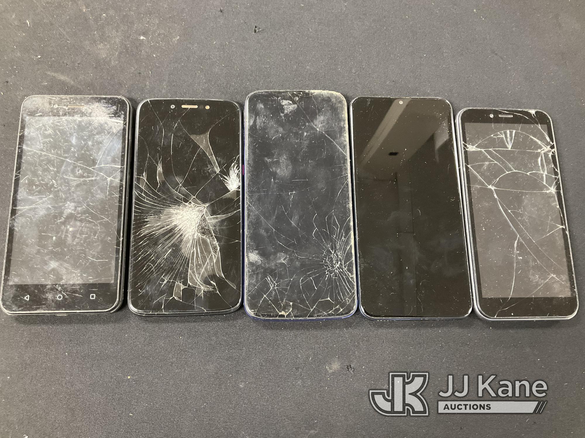 (Jurupa Valley, CA) 26 Smartphones Used