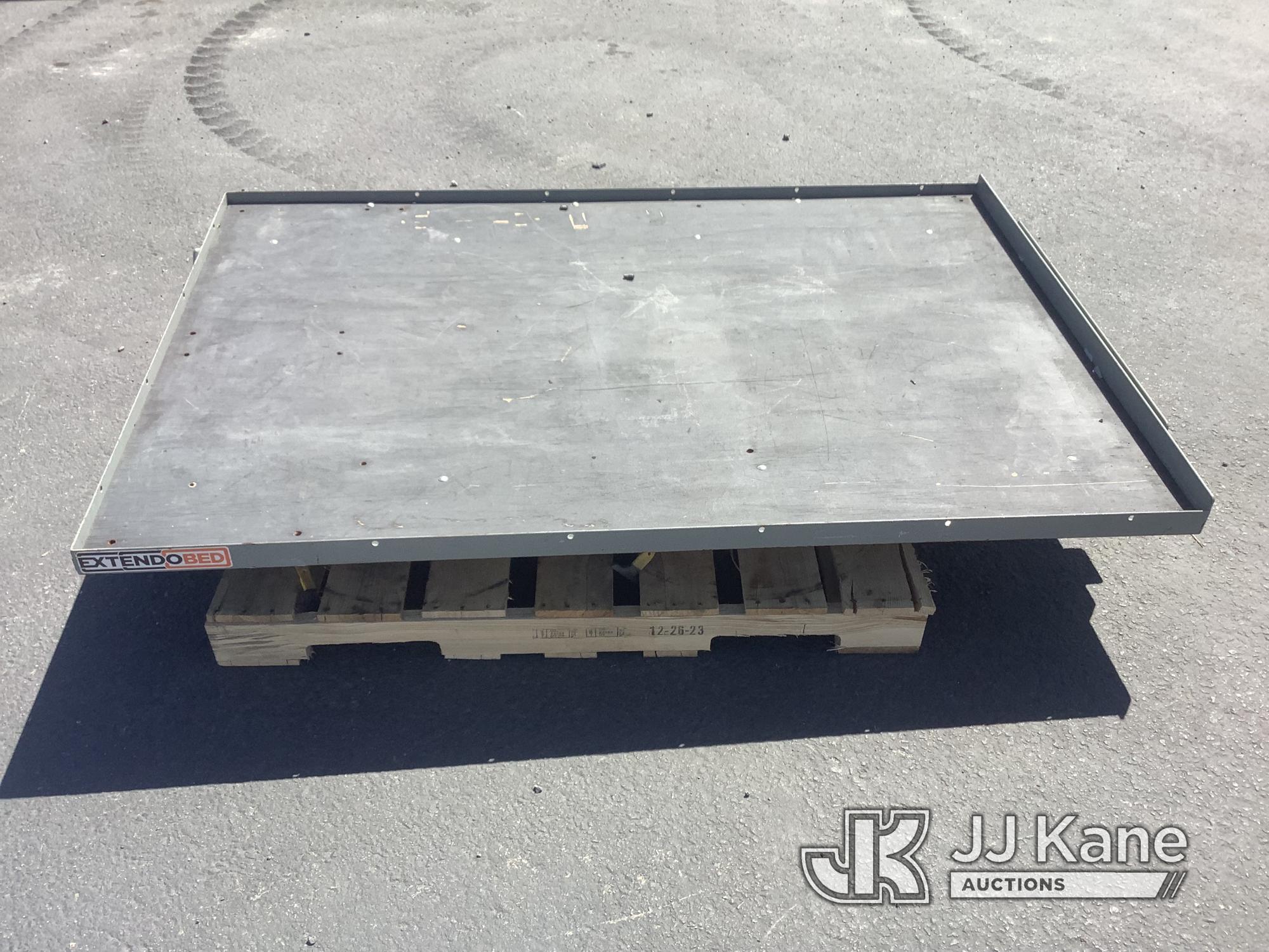 (Jurupa Valley, CA) 1 Extendo Bed Trailer/Truck Bed Extender (Used) NOTE: This unit is being sold AS