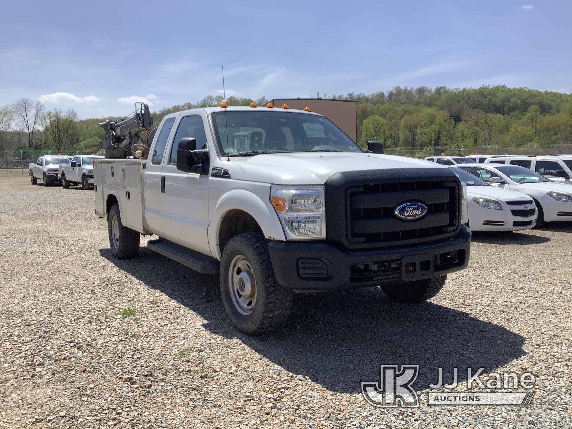 (Smock, PA) 2011 Ford F350 4x4 Extended-Cab Service Truck Runs & Moves, Rust Damage, Crane Condition