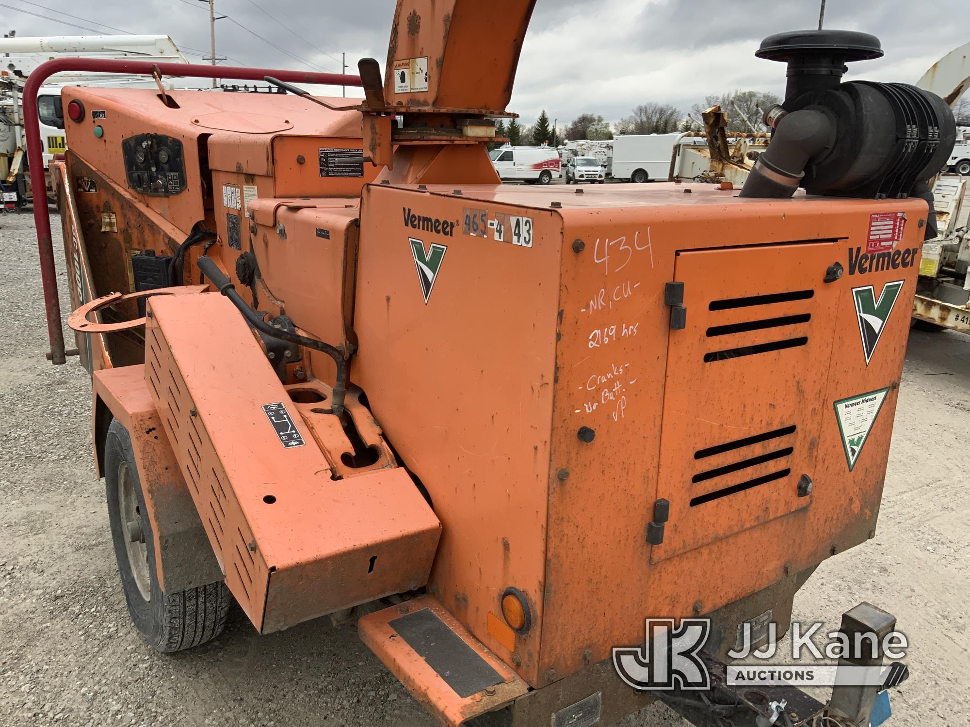 (Fort Wayne, IN) 2014 Vermeer BC1000XL Chipper (12in Drum), trailer mtd. Not Running, Condition Unkn