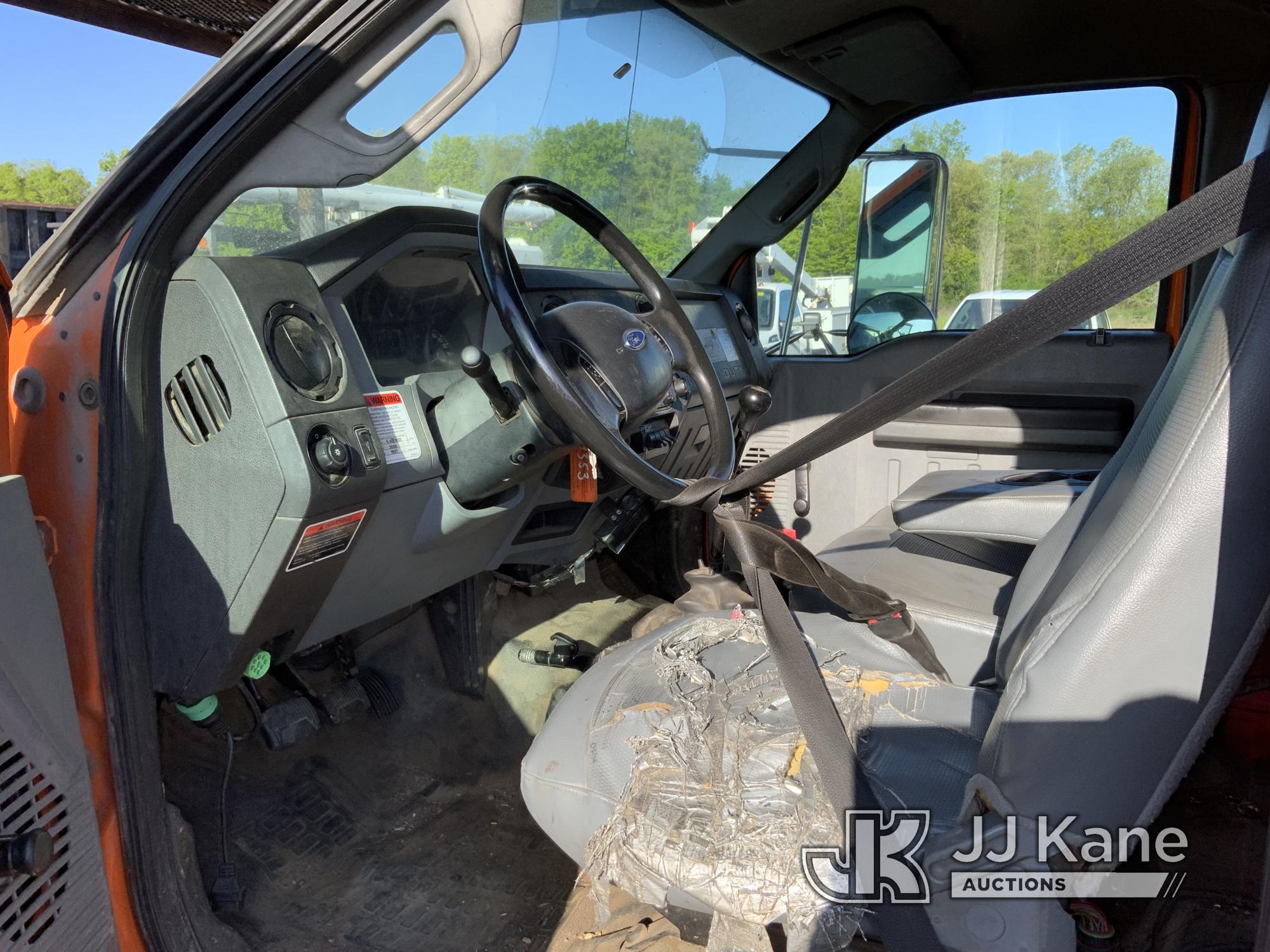 (Ashland, OH) Altec LR760E70, Over-Center Elevator Bucket Truck mounted behind cab on 2012 Ford F750