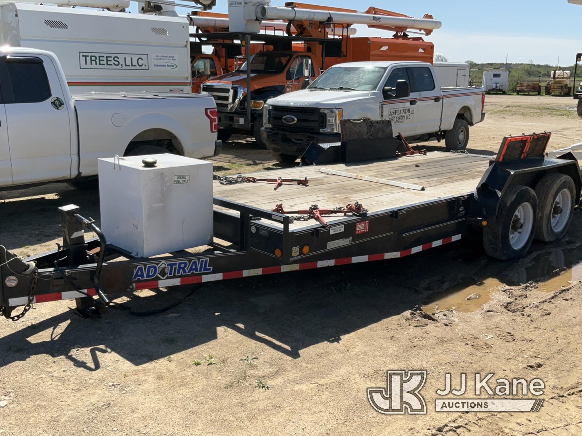 (Charlotte, MI) Altec AT37GW, Articulating & Telescopic Bucket mounted on 2017 Altec Crawler Back Ya