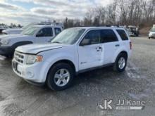(Shrewsbury, MA) 2010 Ford Escape Hybrid 4x4 4-Door Sport Utility Vehicle Runs & Moves) (Moves in Pa