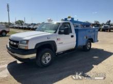 (Charlotte, MI) 2007 Chevrolet Silverado 2500HD 4x4 Service Truck Runs, Moves, Jump to Start