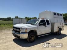 (Charlotte, MI) 2010 Chevrolet 3500HD 4x4 Extended-Cab Enclosed Service Truck Runs, Moves, Engine Li