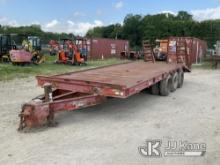 (Charlotte, MI) 1983 US Excavating Tri-Axle High Flatbed Trailer