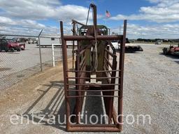 BIG VALLEY HEADGATE W/ SHOPBUILT SQUEEZE CHUTE