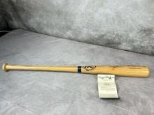 Rolly Fingers, Rawlings bat, Reggie Hologram,