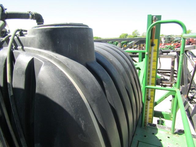 1899 4710 JOHN DEERE C/A SELF PROPELLED SPRAYER 420/80R46 3838HRS 3838 S/N:N04710X006181