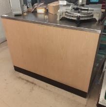 Counter with stainless steel top -48 x 24 in