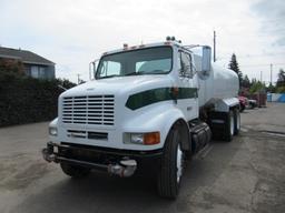 1998 INTERNATIONAL 8100 6X4 2000GAL WATER TRUCK