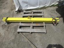 APPROX 80'' SPREADER BAR, 2500LB CAPACITY