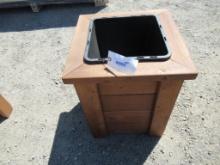 20'' X 20'' X 24'' 1-POT CEDAR PLANTER BOX (UNUSED)