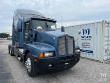 2001 Kenworth T600 Sleeper Road Tractor