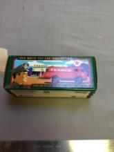 collector series, Texaco diecast metal, 1949 wait till cab tank truck with locking bank with key in