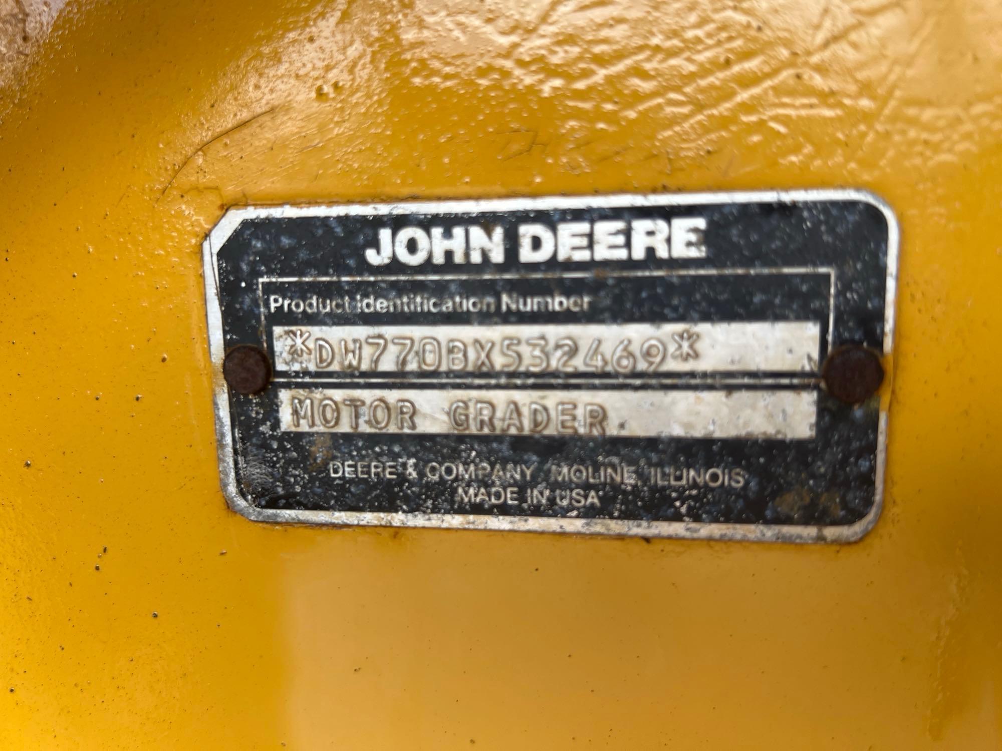 1991 JOHN DEERE 770B MOTOR GRADER