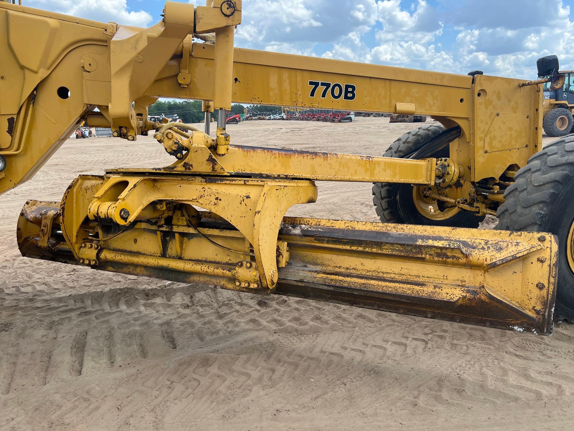 1991 JOHN DEERE 770B MOTOR GRADER