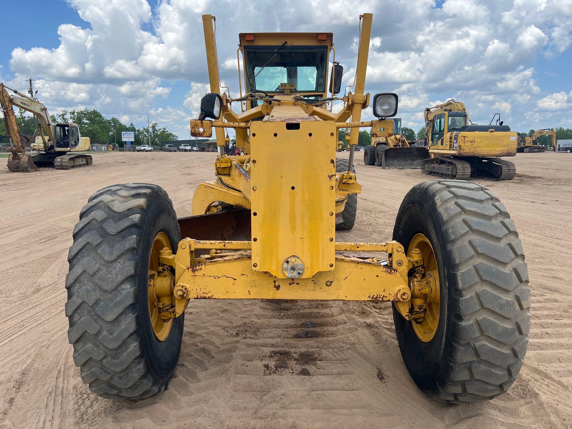 1991 JOHN DEERE 770B MOTOR GRADER