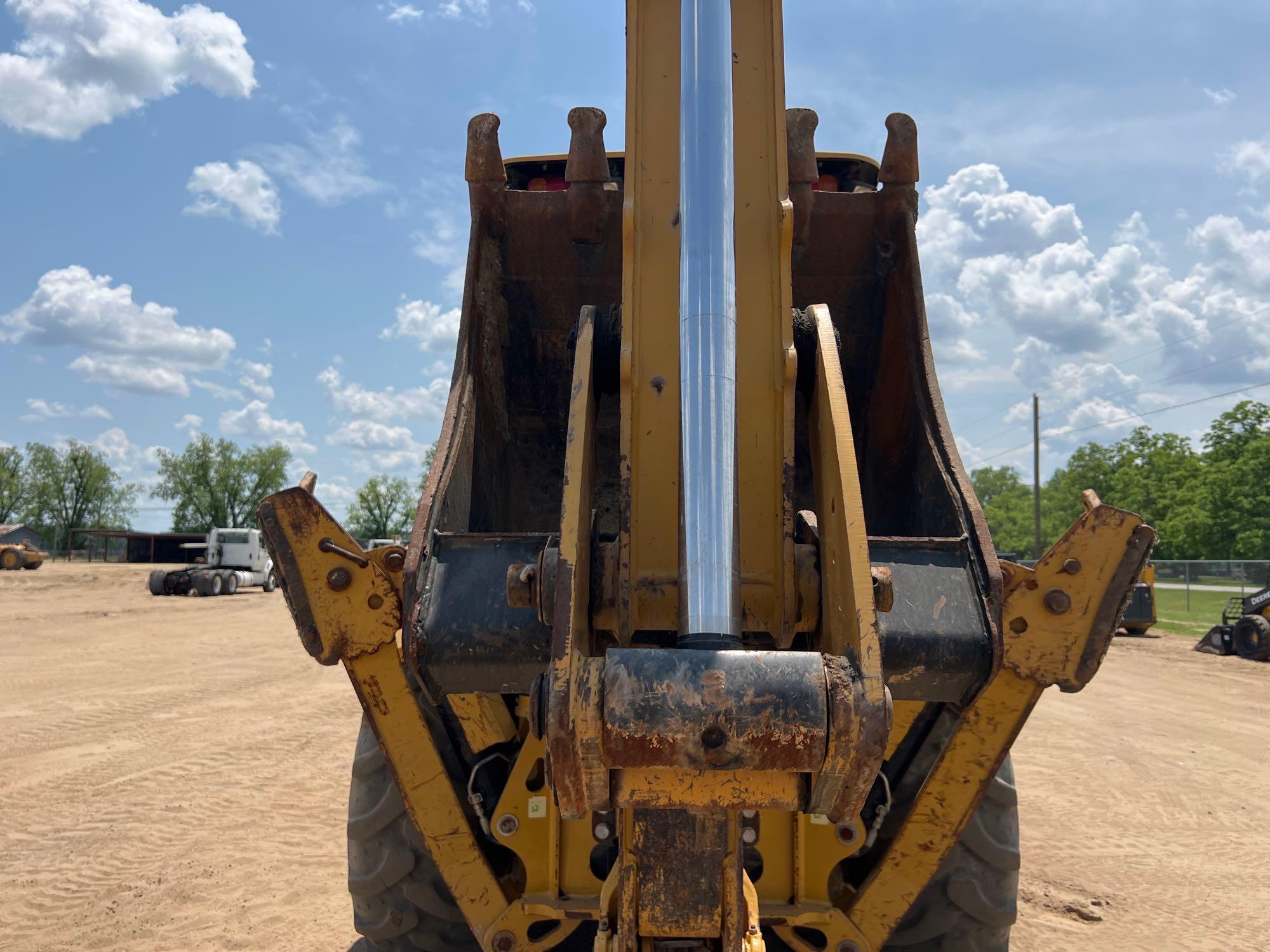 2015 CATERPILLAR 420F2 IT BACKHOE