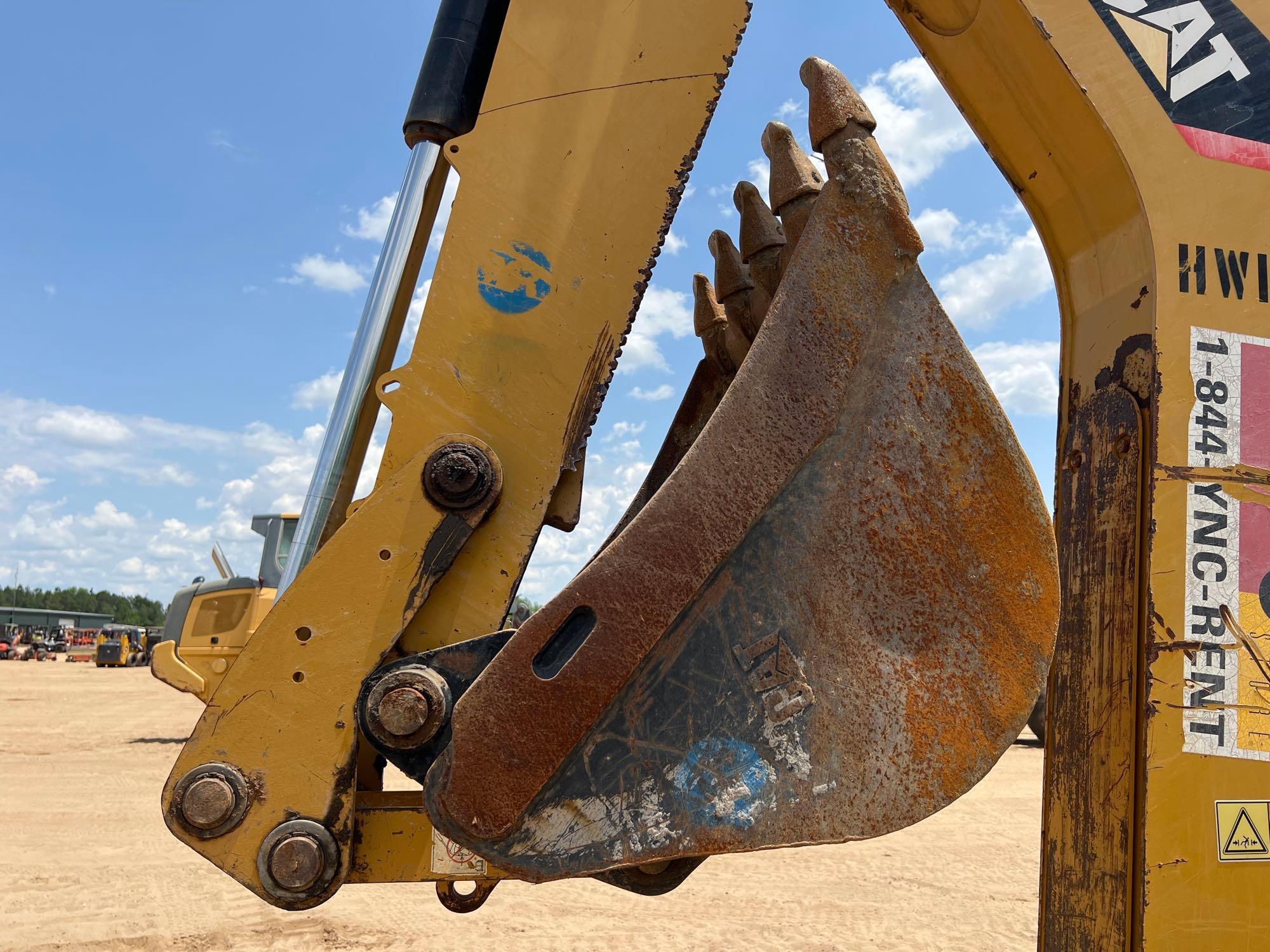 2015 CATERPILLAR 420F2 IT BACKHOE