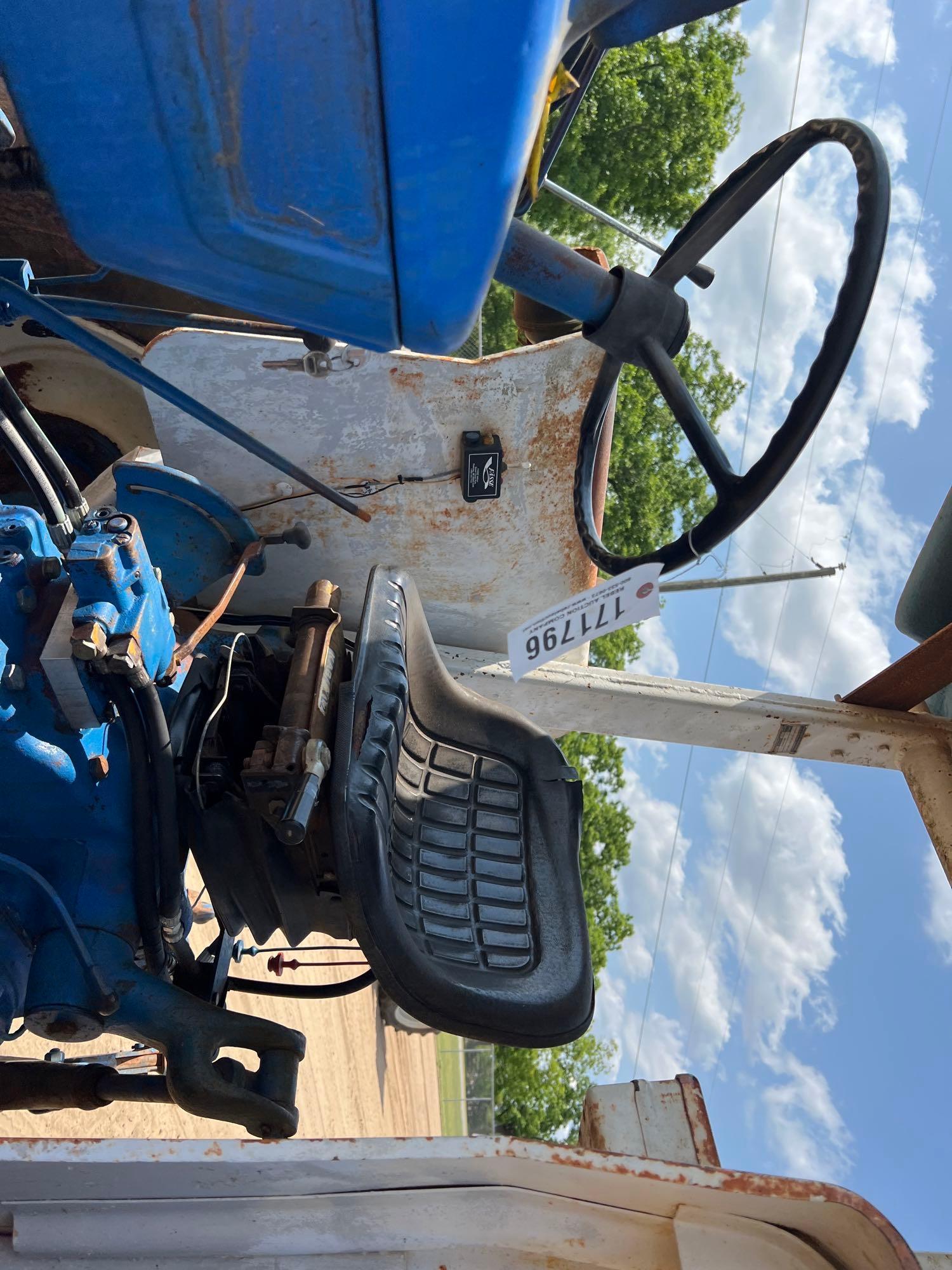 FORD 5600 TRACTOR