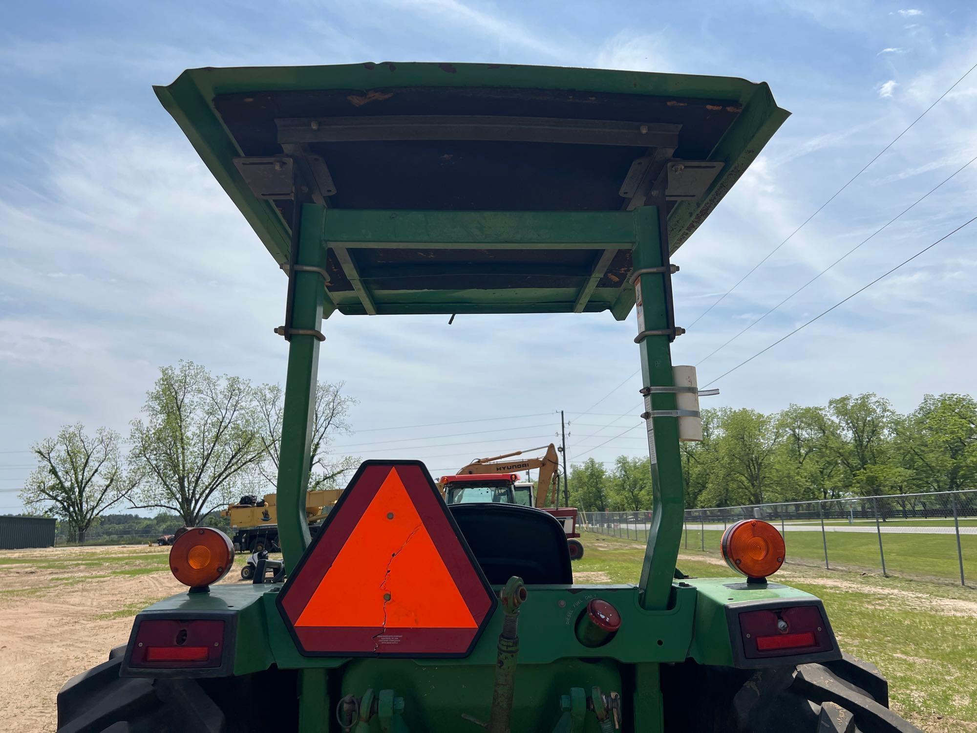 1996 JOHN DEERE 990 TRACTOR