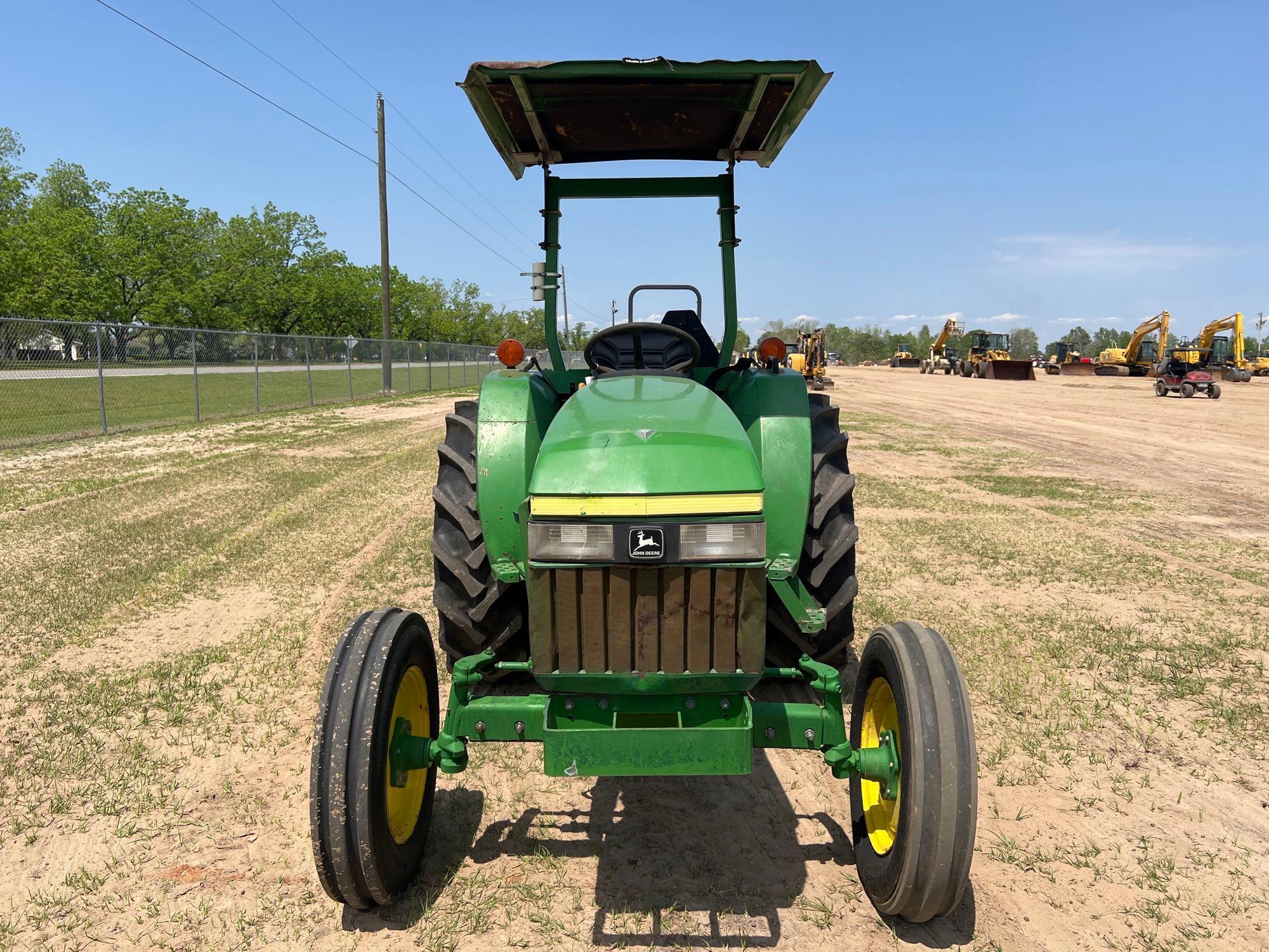 1996 JOHN DEERE 990 TRACTOR