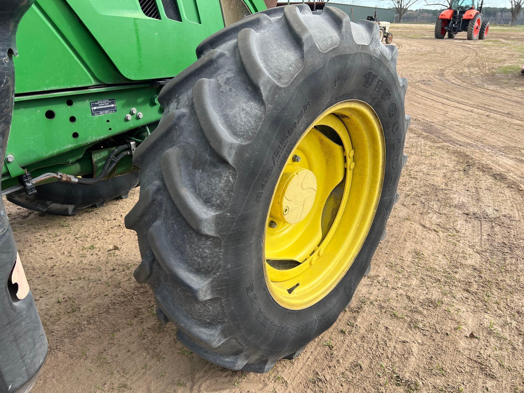 2015 JOHN DEERE 6130R TRACTOR