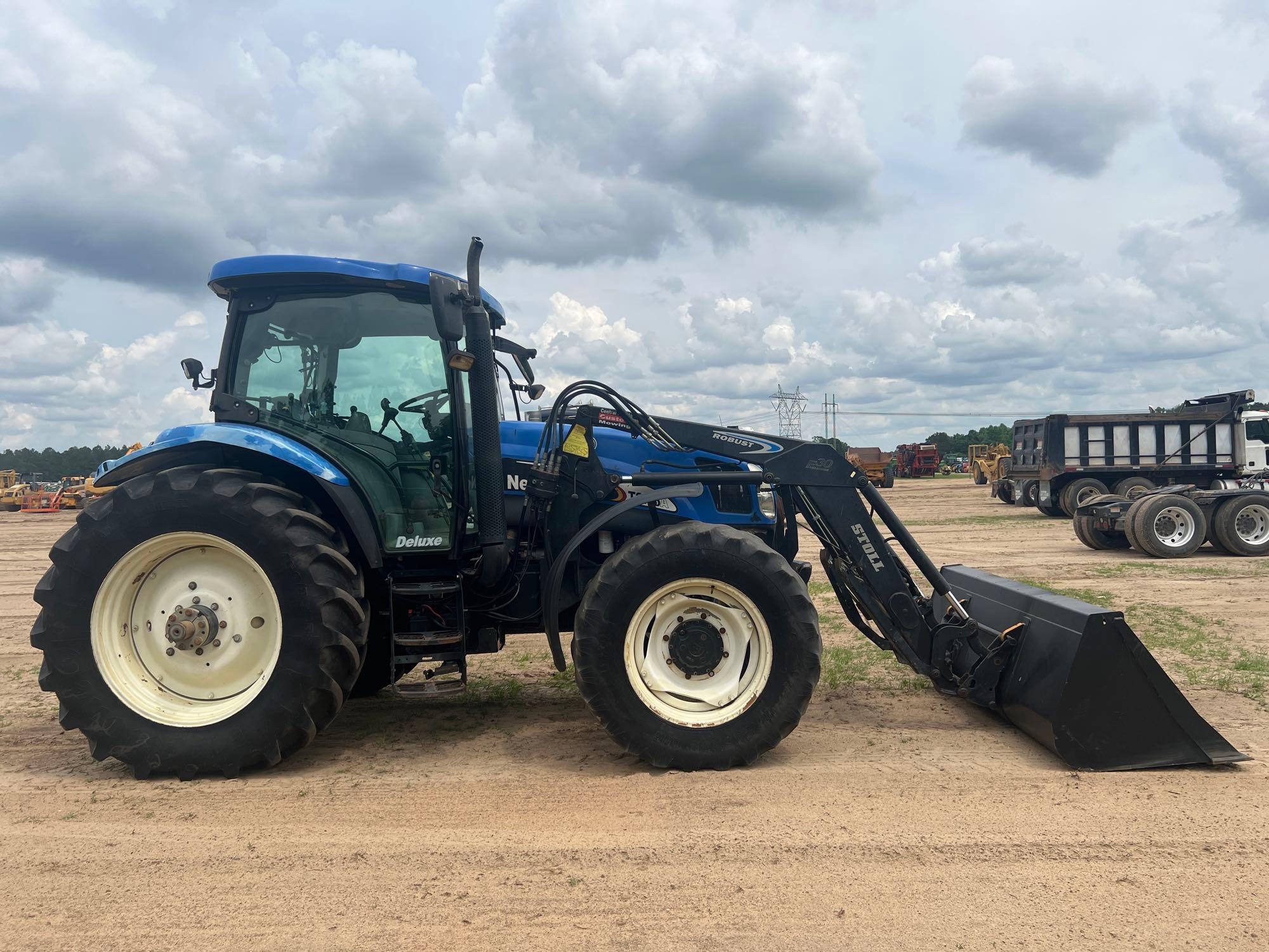 2006 NEW HOLLAND TS135A TRACTOR