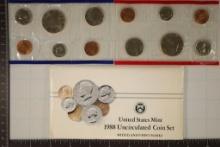 1988 US MINT SET (UNC) P/D (WITH ENVELOPE)