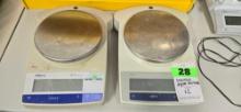 (2)Mettler Toledo analytical digital lab scale