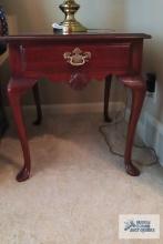Cherry end table with Queen Anne legs