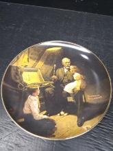 Collector Plate-Bradford Exchange Norman Rockwell Grandpa's Treasure Chest