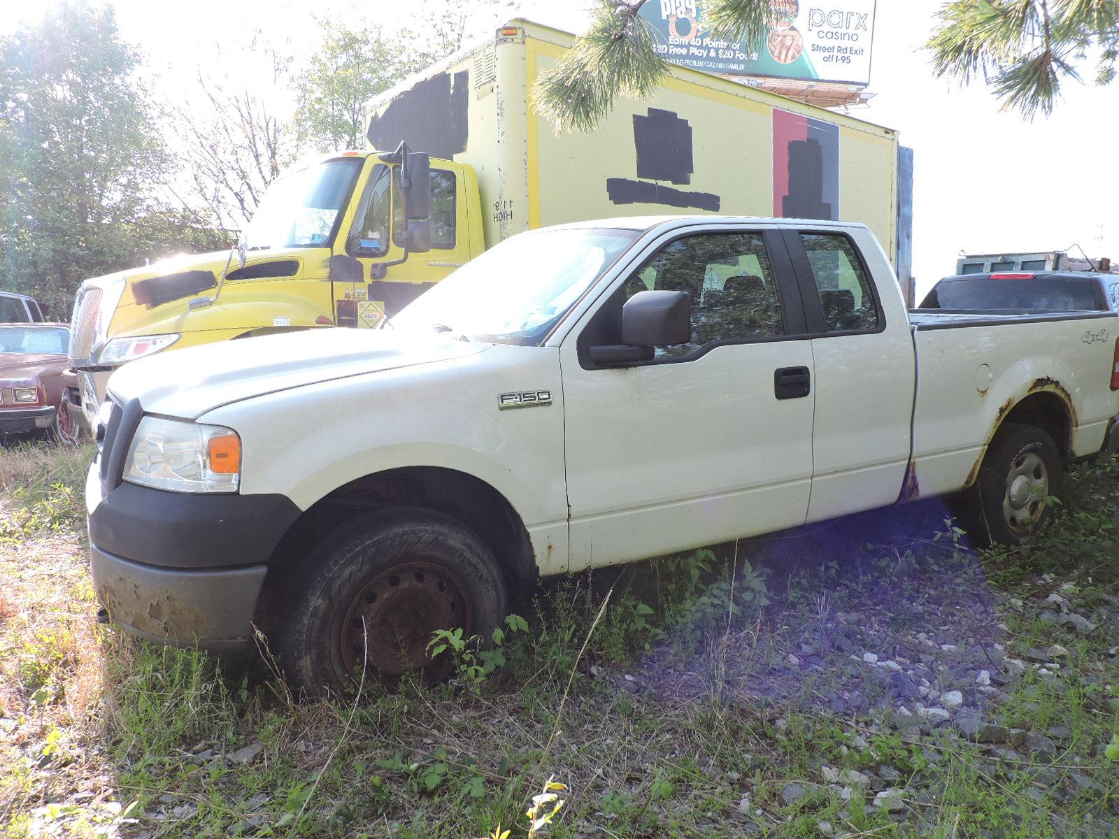 2007 Ford F150XL SuperCab Pickup / Runs & Drives - CATs Stolen