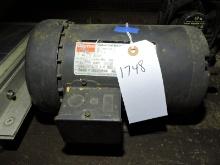 DAYTON Industrial Motor Model: 3N0186, 208-220/440 Volts. 1.5 Hp