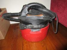 Craftsman Clean & Carry 2 Gallon Canister Vacuum- 1.5 Peak HP