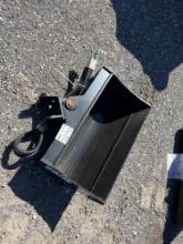 Unused 24" Hydrualic Mini Excavator Bucket