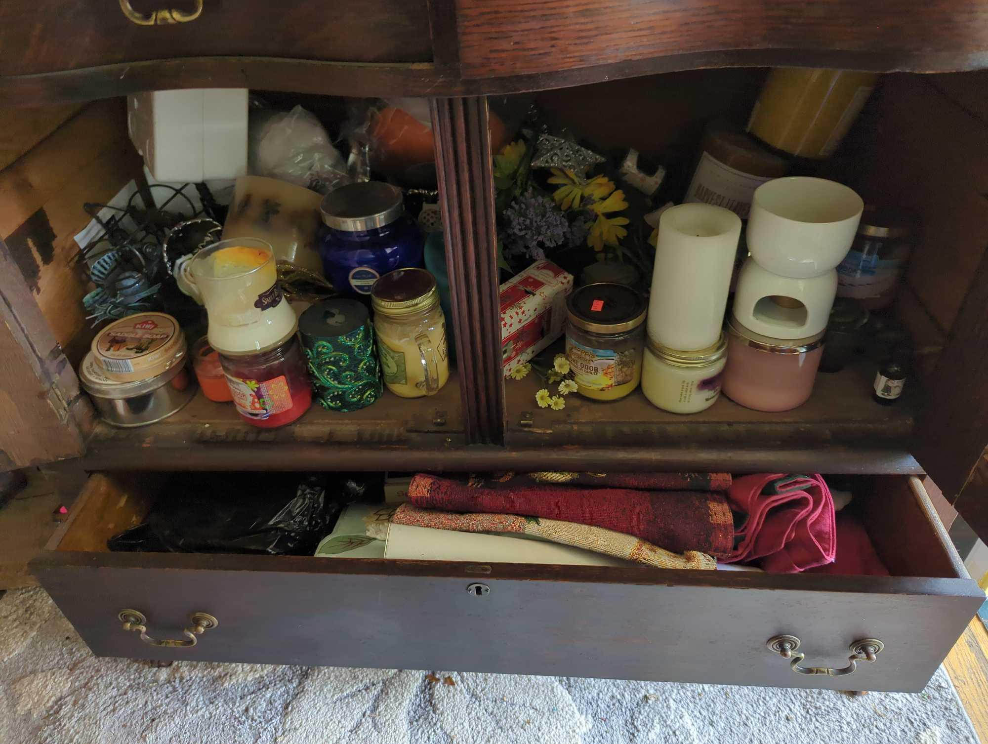 (FD) CONTENTS OF (DR)AWERS AND CABINET LOT#2, CANDLES. LINENS, CANDLE HOLDERS, MISC SMALL ITEMS,