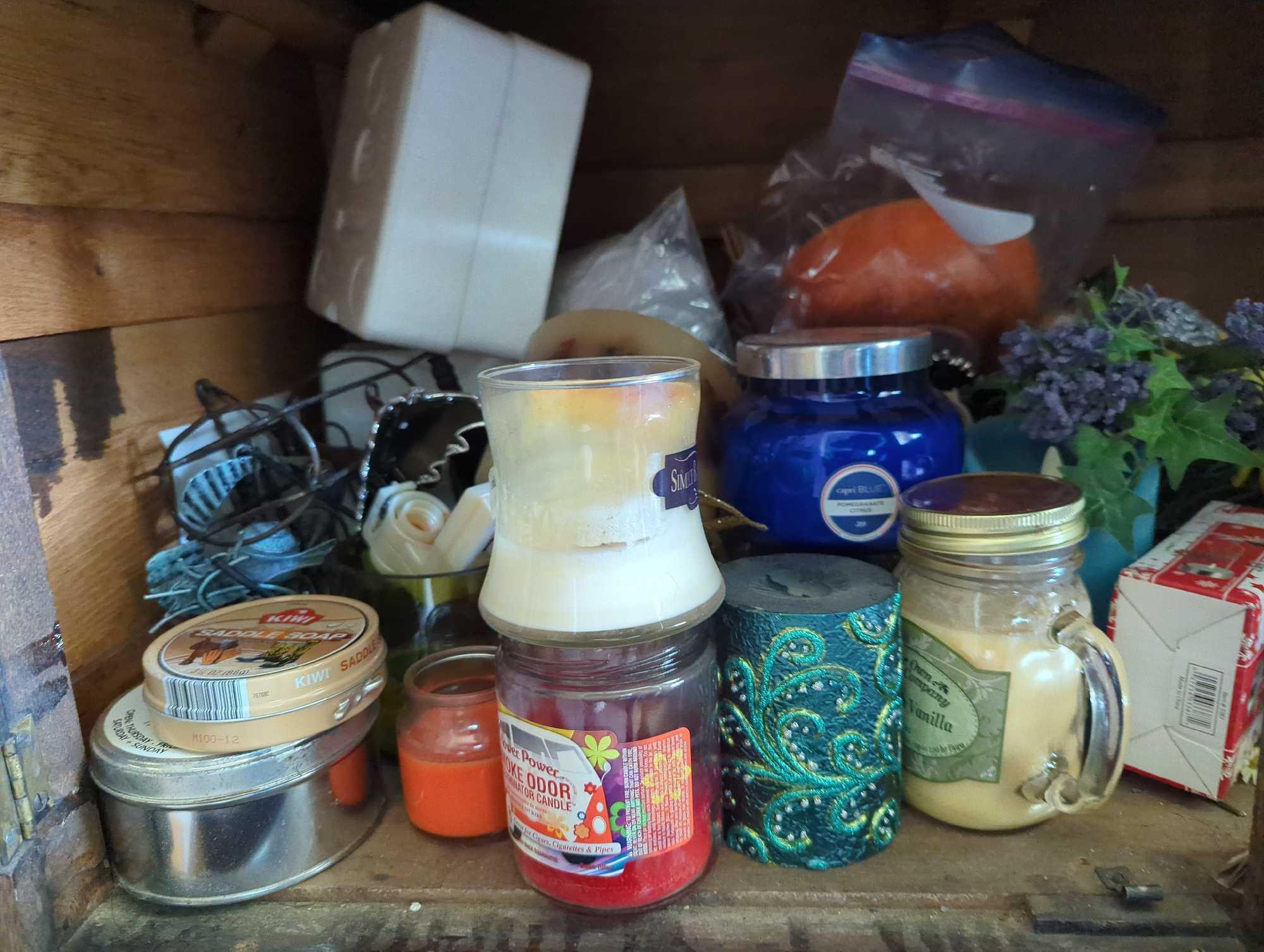 (FD) CONTENTS OF (DR)AWERS AND CABINET LOT#2, CANDLES. LINENS, CANDLE HOLDERS, MISC SMALL ITEMS,