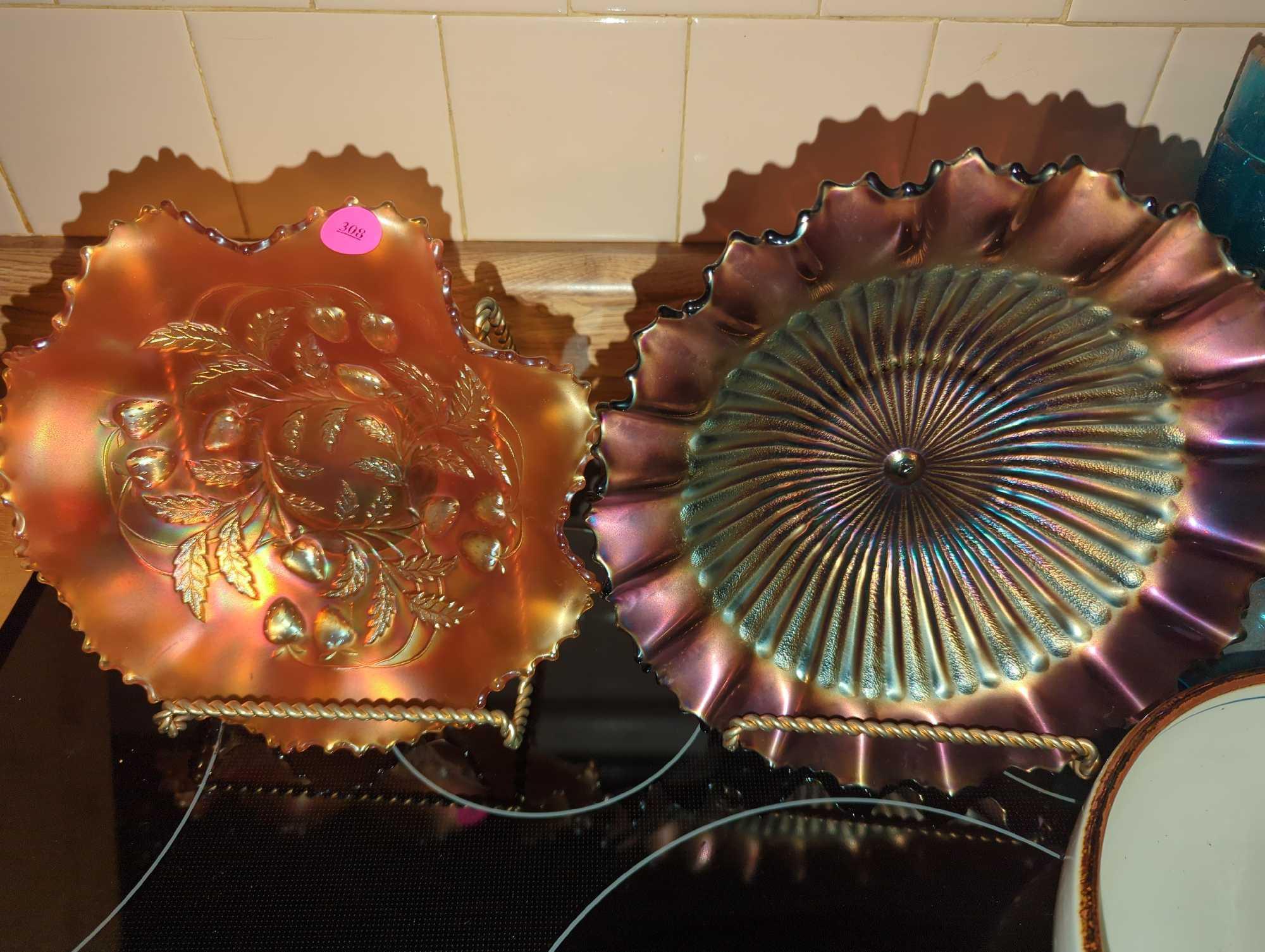 (KIT) LOT OF 2 ITEMS TO INCLUDE, ANTIQUE NORTHWOOD AMETHYST CARNIVAL GLASS STIPPLED RAYS RUFFLED