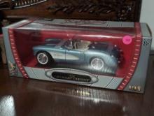 (BR1) ROAD SIGNATURE COLLECTION 1957 CHEVROLET CORVETTE 1:18 SCALE COLLECTOR CAR IN ORIGINAL BOX.