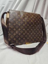 LV Super Clone Laptop Bag. Measurement in pics.