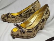 Coach shoes size 7 1/2