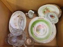 BOX OF MISCELLANEOUS: CHINA & GLASS DISHWARE