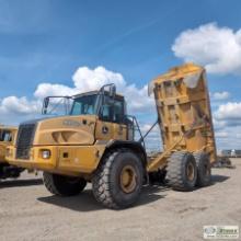 ARTICULATED HAUL TRUCK, 2008 JOHN DEERE 400D, 25YD, 40 TON CAPACITY