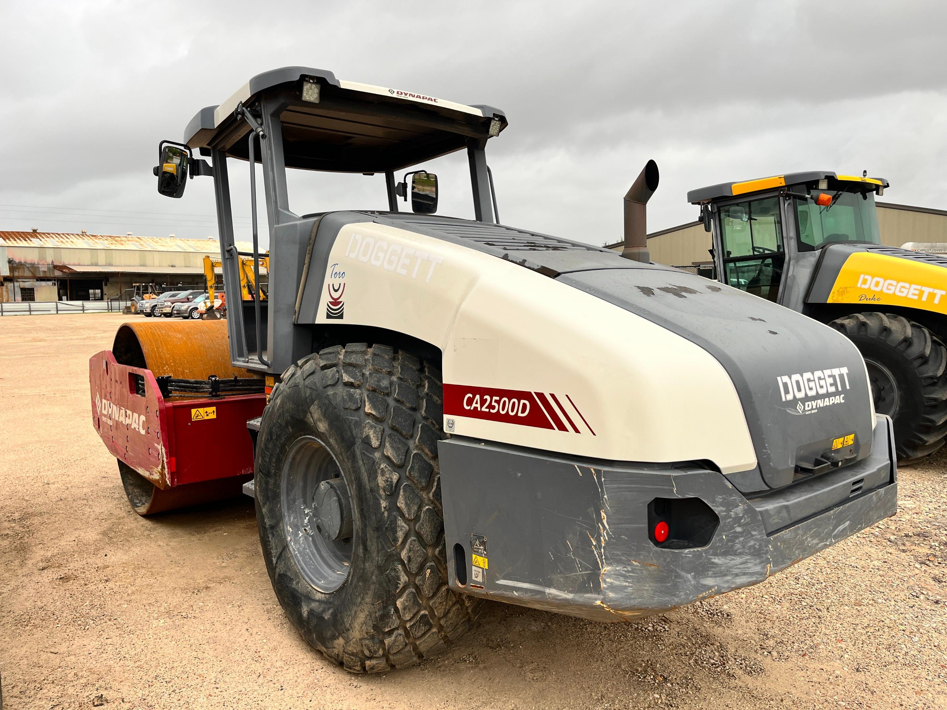 2021 DYNAPAC CA2500D VIBRATORY ROLLER SN:10000167PLA025882 powered by Cummins diesel engine,