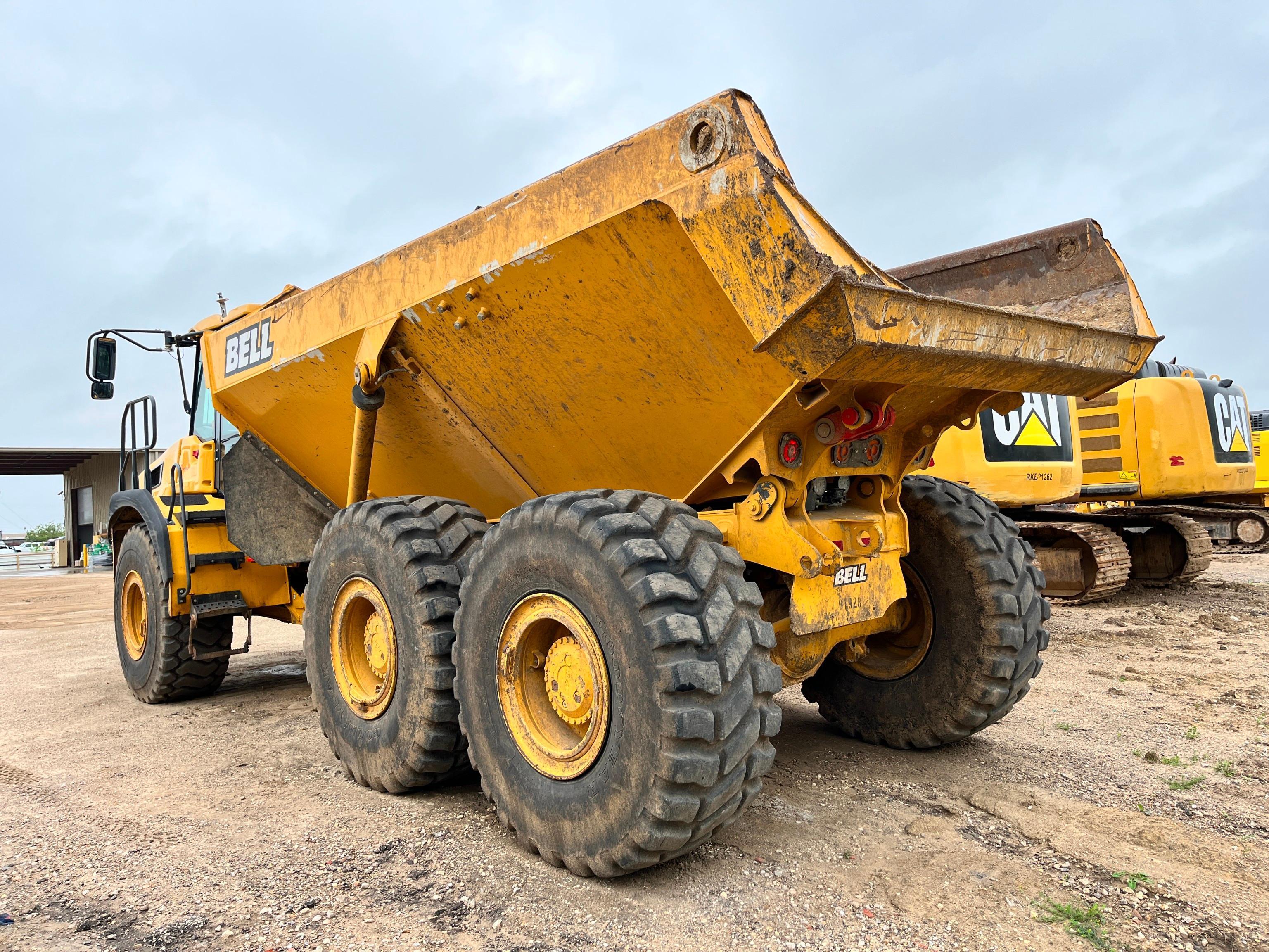 2022 BELL B30E ARTICULATED HAUL TRUCK SN:B93A331EC03009280 6x6, powered by Mercedes Benz diesel